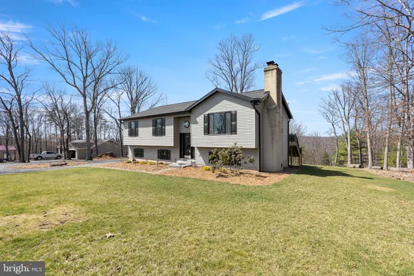$389,900 | 80 Scotsmans Glen Road, Capon Bridge, WV 26711