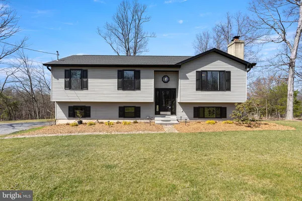 $389,900 | 80 Scotsmans Glen Road, Capon Bridge, WV 26711