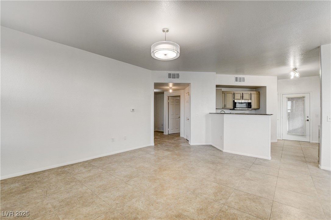 9975 Peace Way, Unit 1034 Las Vegas, NV 89147 - Photo 13 of 73