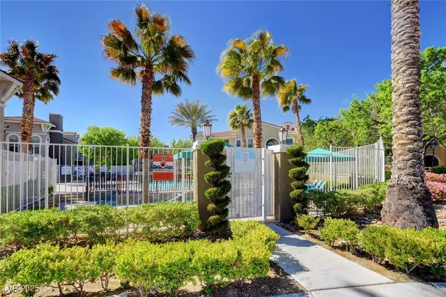 $1,850 | 9975 Peace Way, Unit 1034, Las Vegas, NV 89147