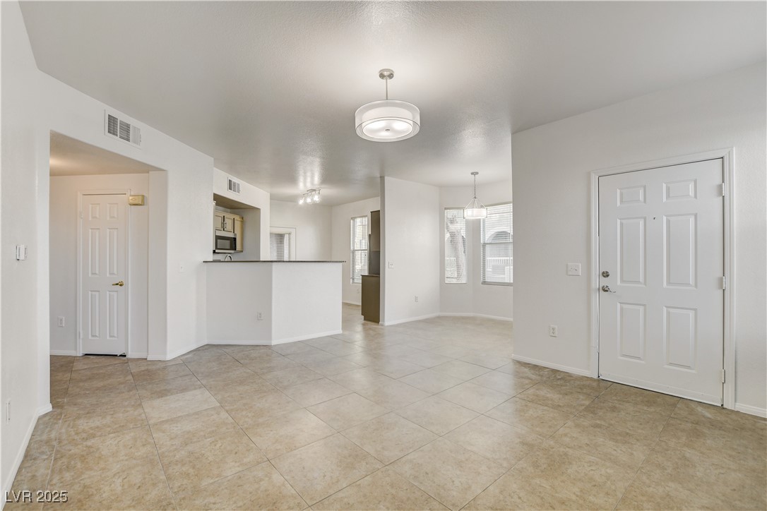9975 Peace Way, Unit 1034 Las Vegas, NV 89147 - Photo 7 of 73