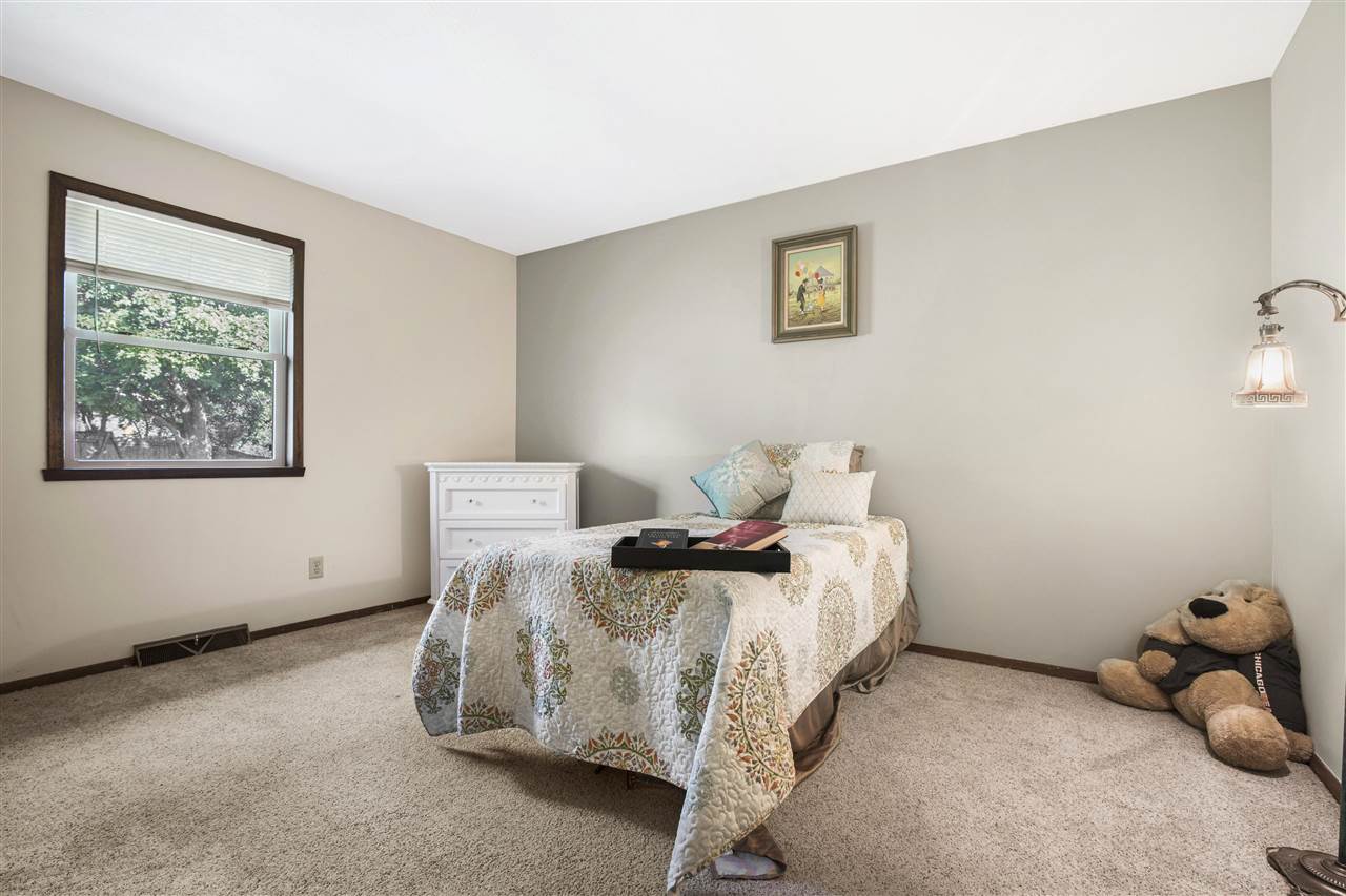 6205 Walnut Grove Road Loves Park, IL 61111 - Photo 12 of 22 Gallery Image 12