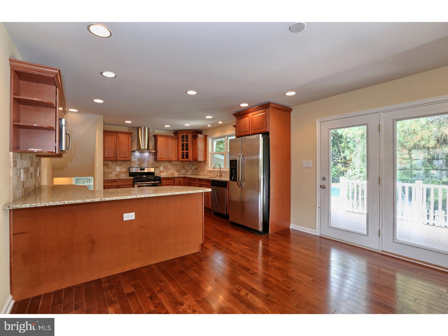 817 Hilltop Road Cinnaminson, NJ 08077 - Photo 2 of 18 Kitchen