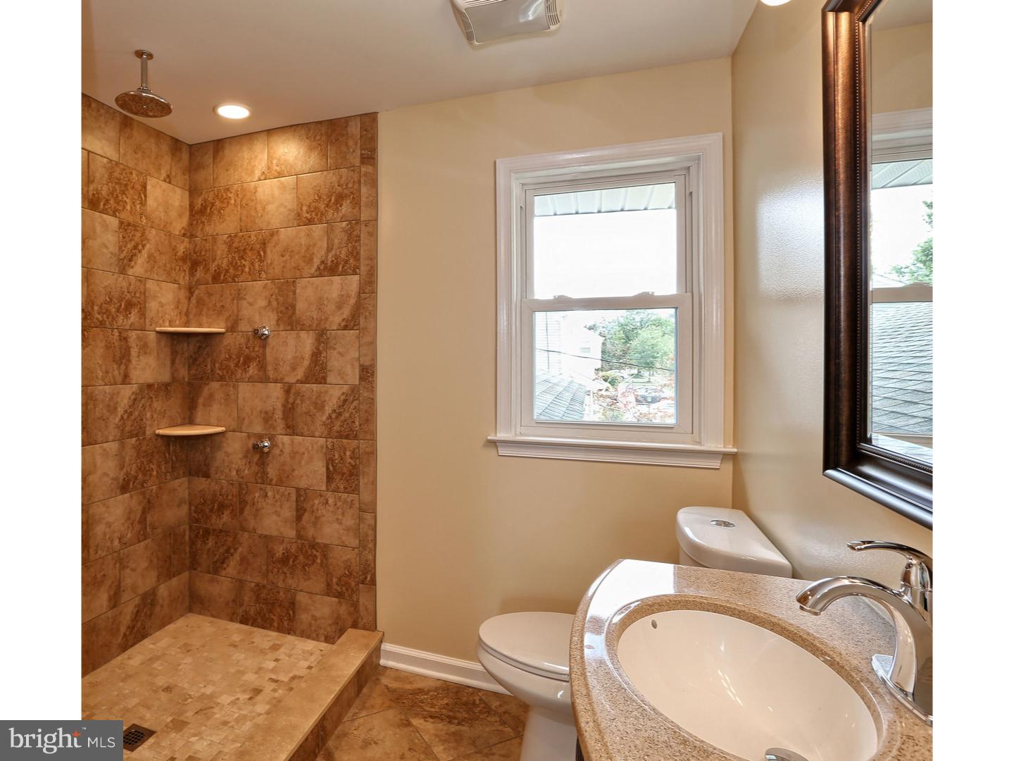 817 Hilltop Road Cinnaminson, NJ 08077 - Photo 10 of 18 Master Bathroom