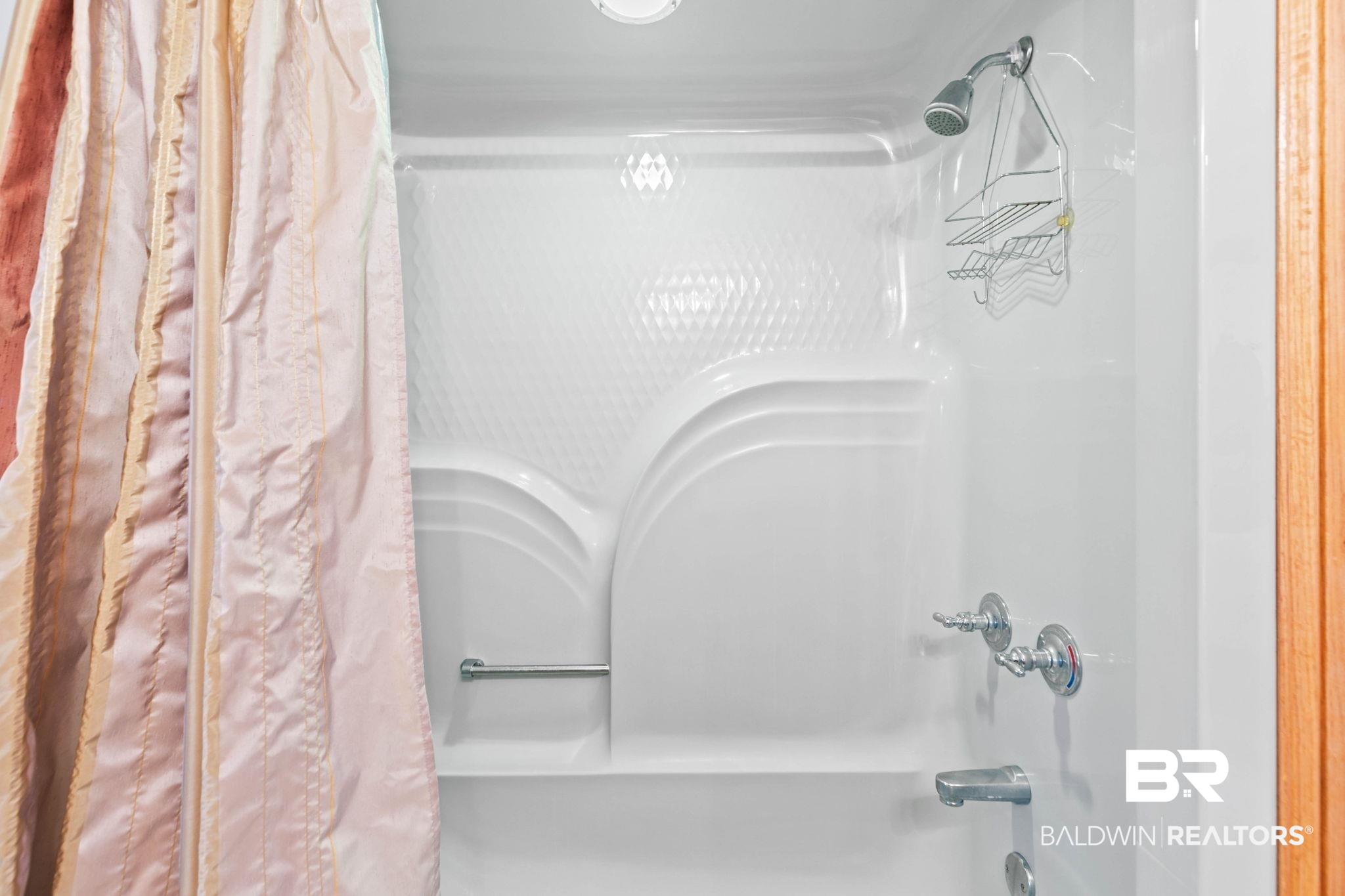2 Speckle Trout Route Daphne, AL 36527 - Photo 31 of 61 Bathroom featuring shower / tub combo