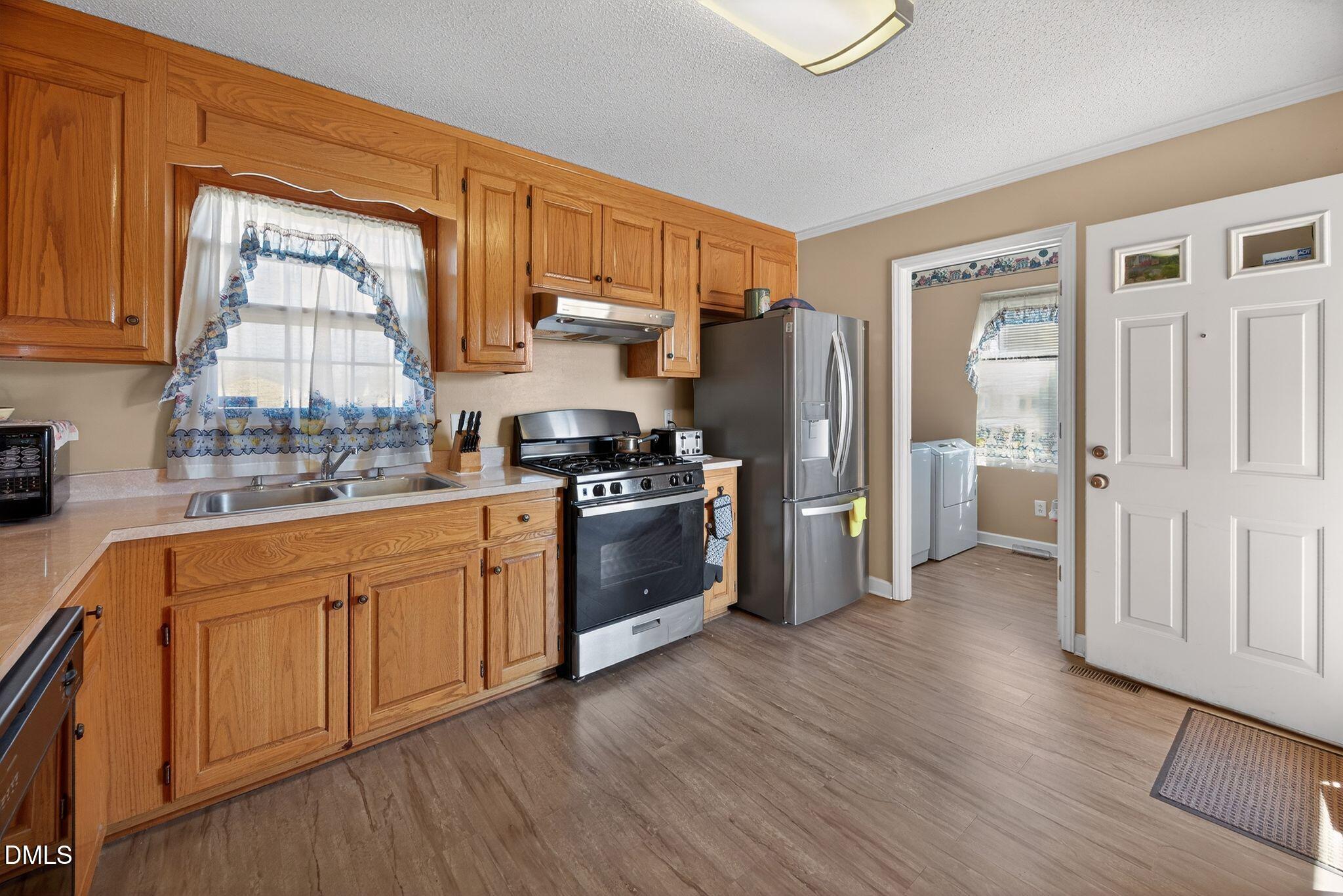 6571 Highway 231 Middlesex, NC 27557 - Photo 10 of 27 006