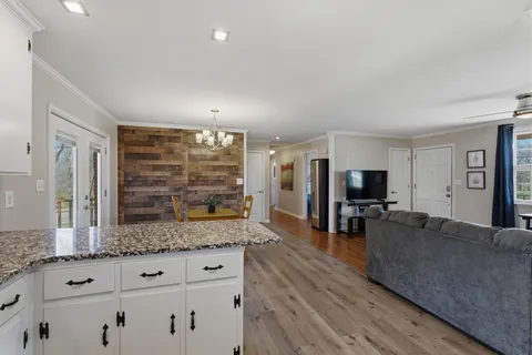 $335,000 | 2061-2 South Hummingbird Lane, Dickson, TN 37055