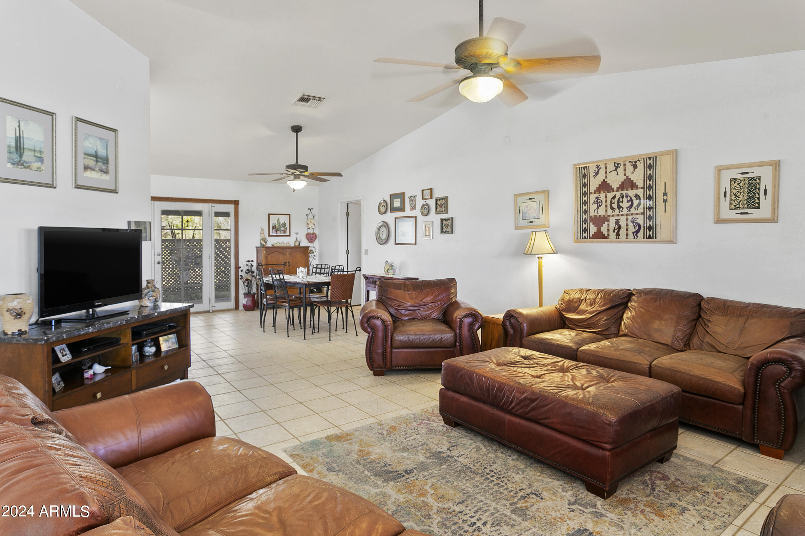 13602 South Kiva Road Buckeye, AZ 85326 - Photo 11 of 41 13602SKiva-003