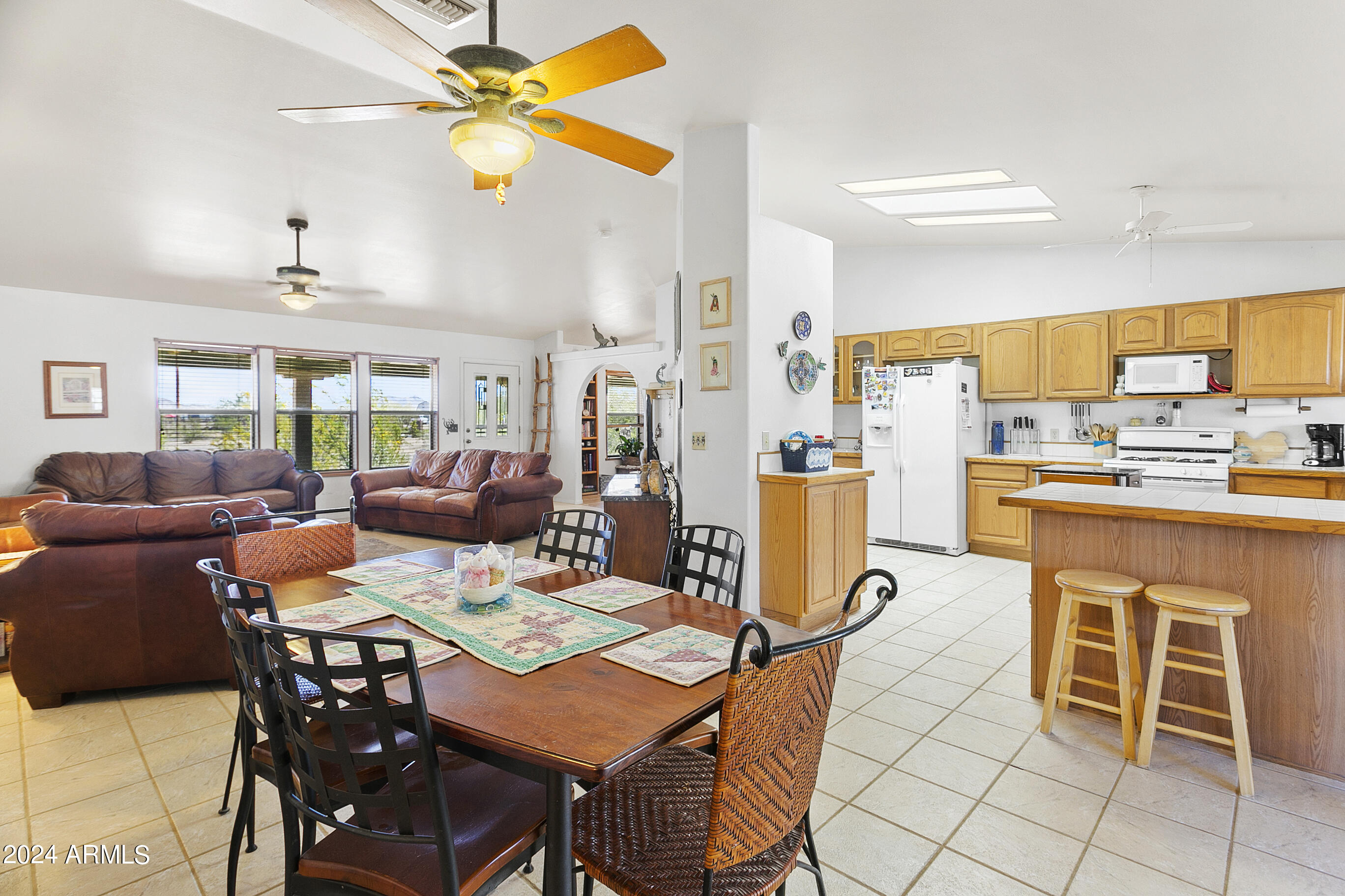 13602 South Kiva Road Buckeye, AZ 85326 - Photo 15 of 41 13602SKiva-007