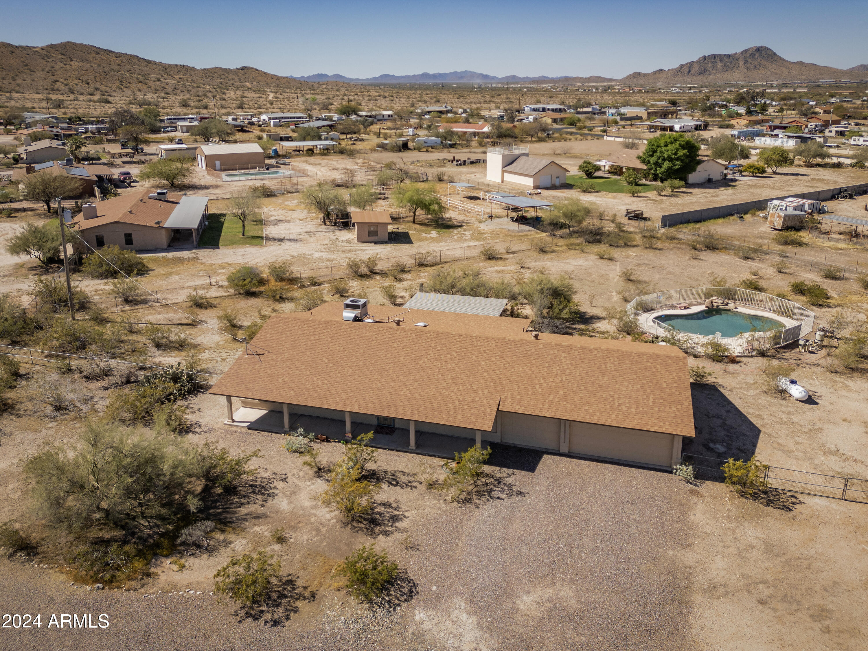 13602 South Kiva Road Buckeye, AZ 85326 - Photo 3 of 41 13602SKiva-028