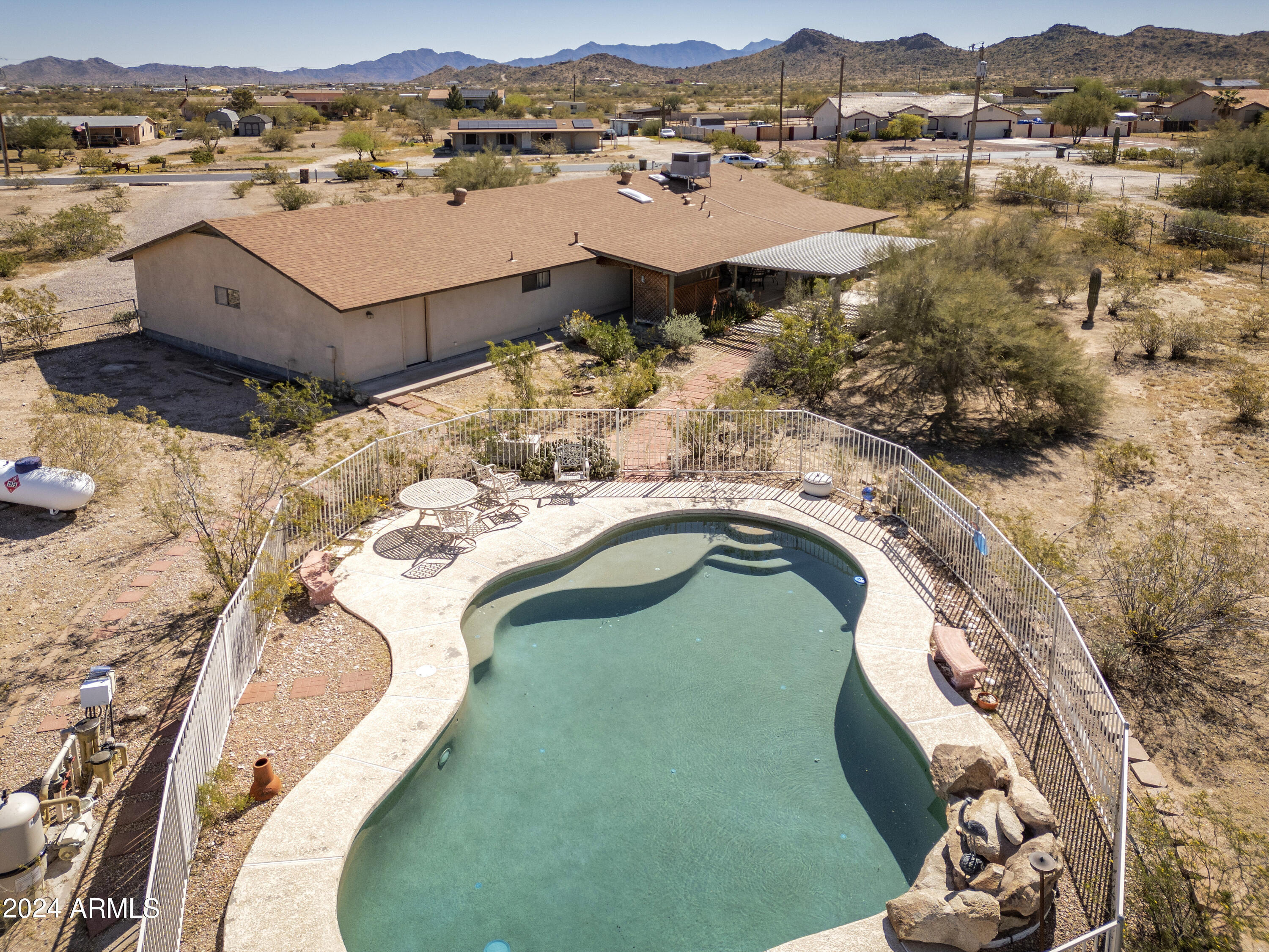 13602 South Kiva Road Buckeye, AZ 85326 - Photo 38 of 41 13602SKiva-035