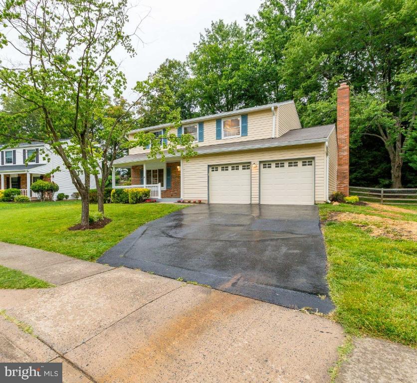 8474 Falling Leaf Road Springfield, VA 22153 - Photo 2 of 40