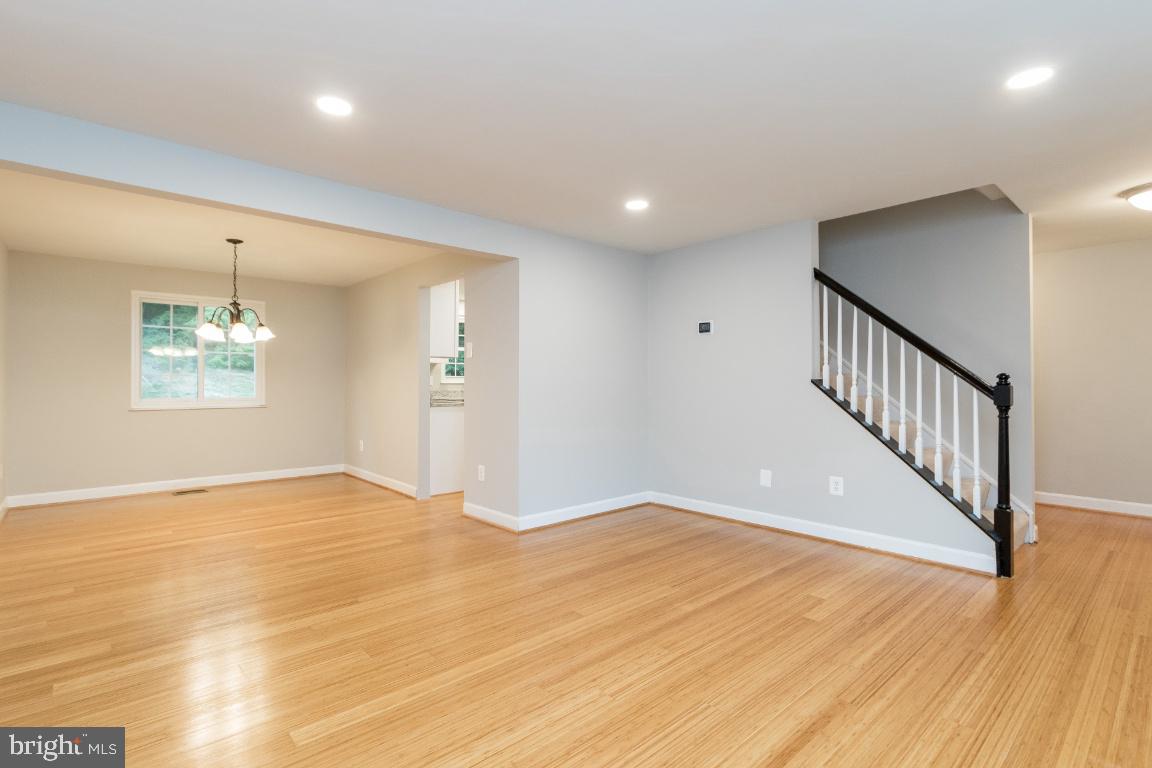 8474 Falling Leaf Road Springfield, VA 22153 - Photo 14 of 40