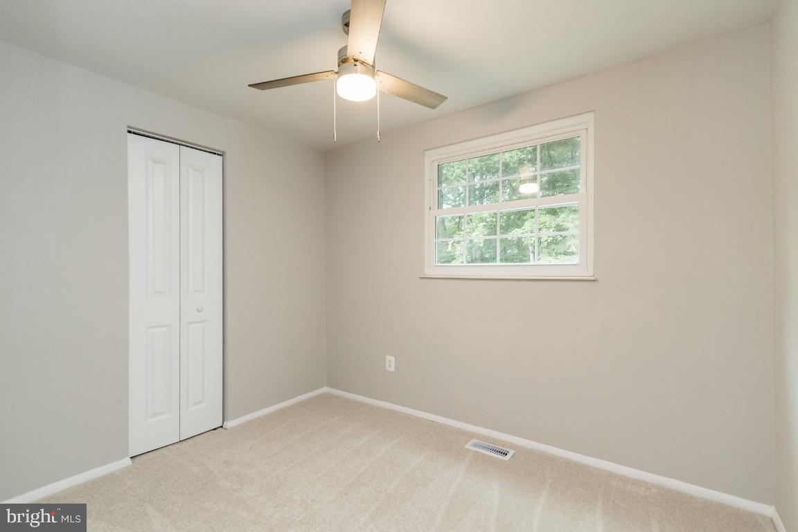8474 Falling Leaf Road Springfield, VA 22153 - Photo 27 of 40