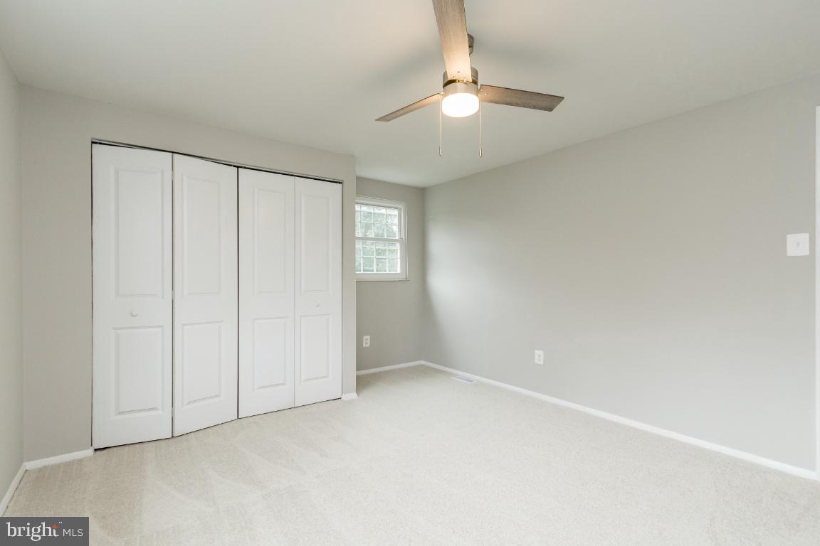 8474 Falling Leaf Road Springfield, VA 22153 - Photo 33 of 40