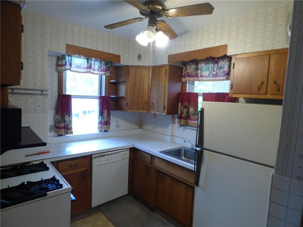 3420 Middletown Road Pittsburgh, PA 15204 - Photo 6 of 29