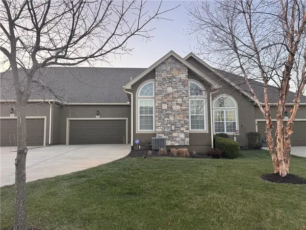 $455,000 | 16513 West 168th Place, Olathe, KS 66062