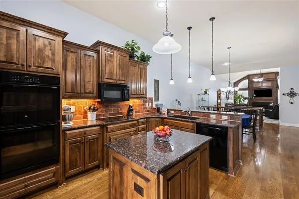 $455,000 | 16513 West 168th Place, Olathe, KS 66062