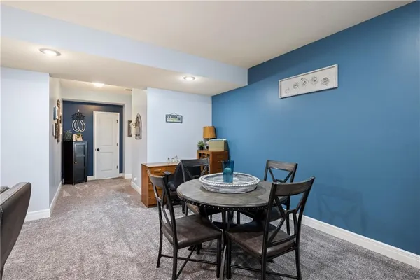 $455,000 | 16513 West 168th Place, Olathe, KS 66062