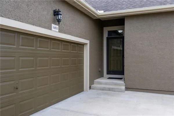 $455,000 | 16513 West 168th Place, Olathe, KS 66062