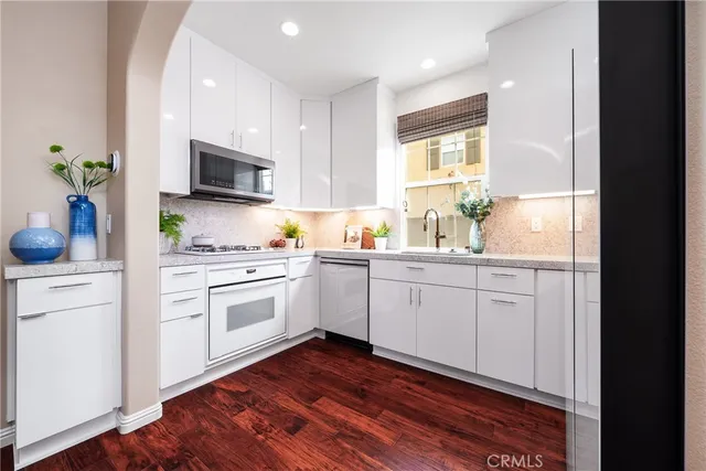 $1,228,000 | 49 Canal, Irvine, CA 92620