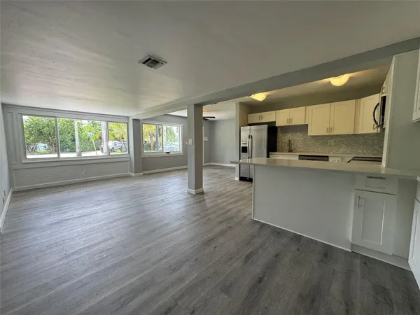 $3,100 | 2417 Northeast 15th Avenue, Pompano Beach, FL 33064