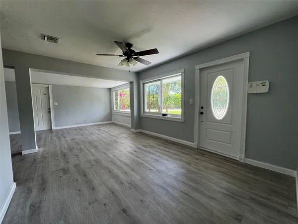 $3,100 | 2417 Northeast 15th Avenue, Pompano Beach, FL 33064