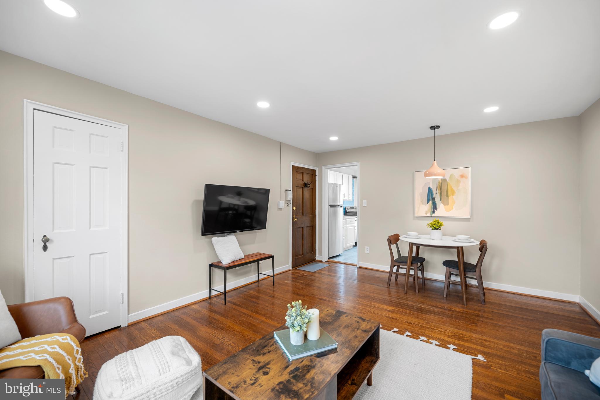 117 East Glebe Road, Unit C Alexandria, VA 22305 - Photo 23 of 23 Open Floorplan