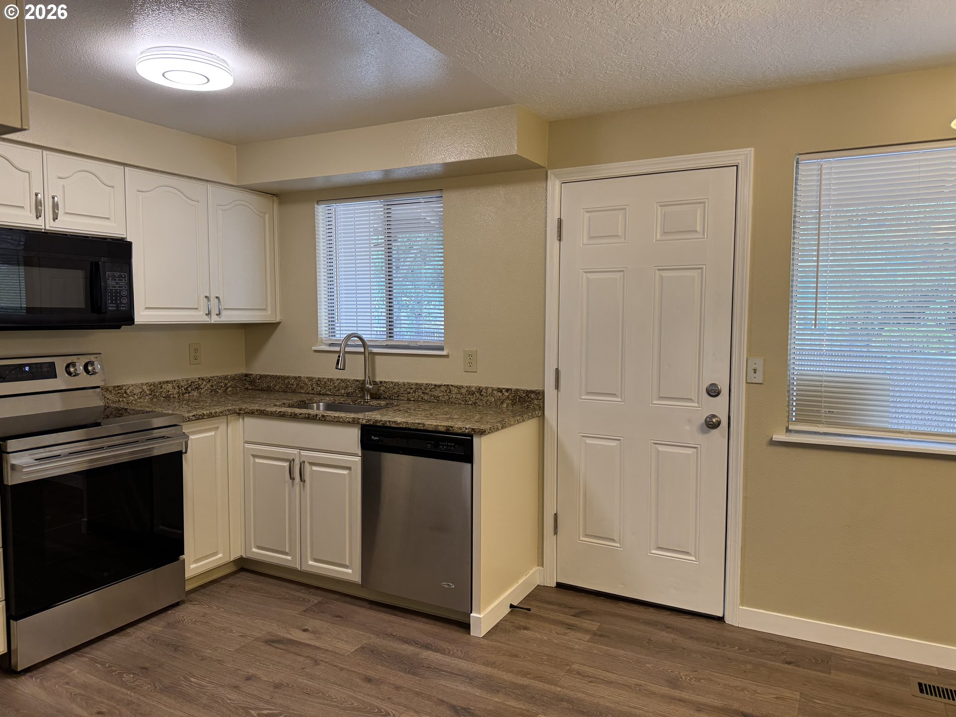 12835 Southeast Foster Road Portland, OR 97236 - Photo 8 of 22 Gallery Image 8