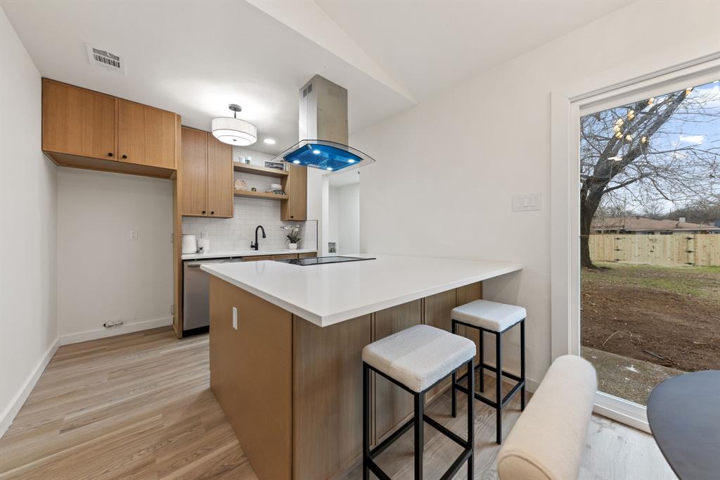 215 Prairie Grove Drive Dallas, TX 75217 - Photo 11 of 23