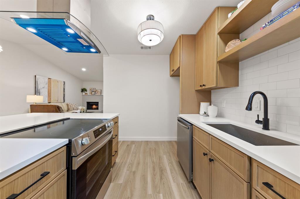 215 Prairie Grove Drive Dallas, TX 75217 - Photo 13 of 23