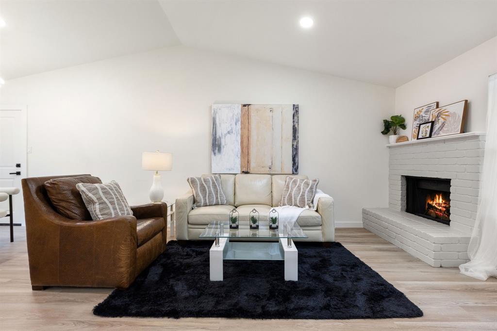 215 Prairie Grove Drive Dallas, TX 75217 - Photo 5 of 23