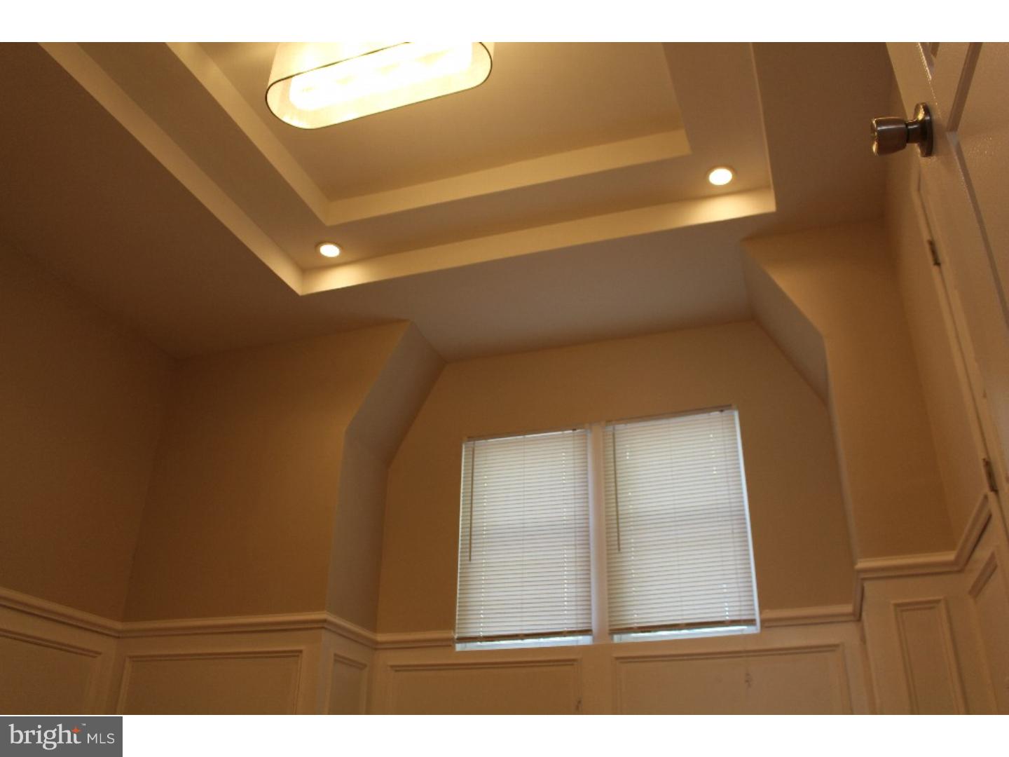 938 Flanders Road Philadelphia, PA 19151 - Photo 13 of 25 Gallery Image 13