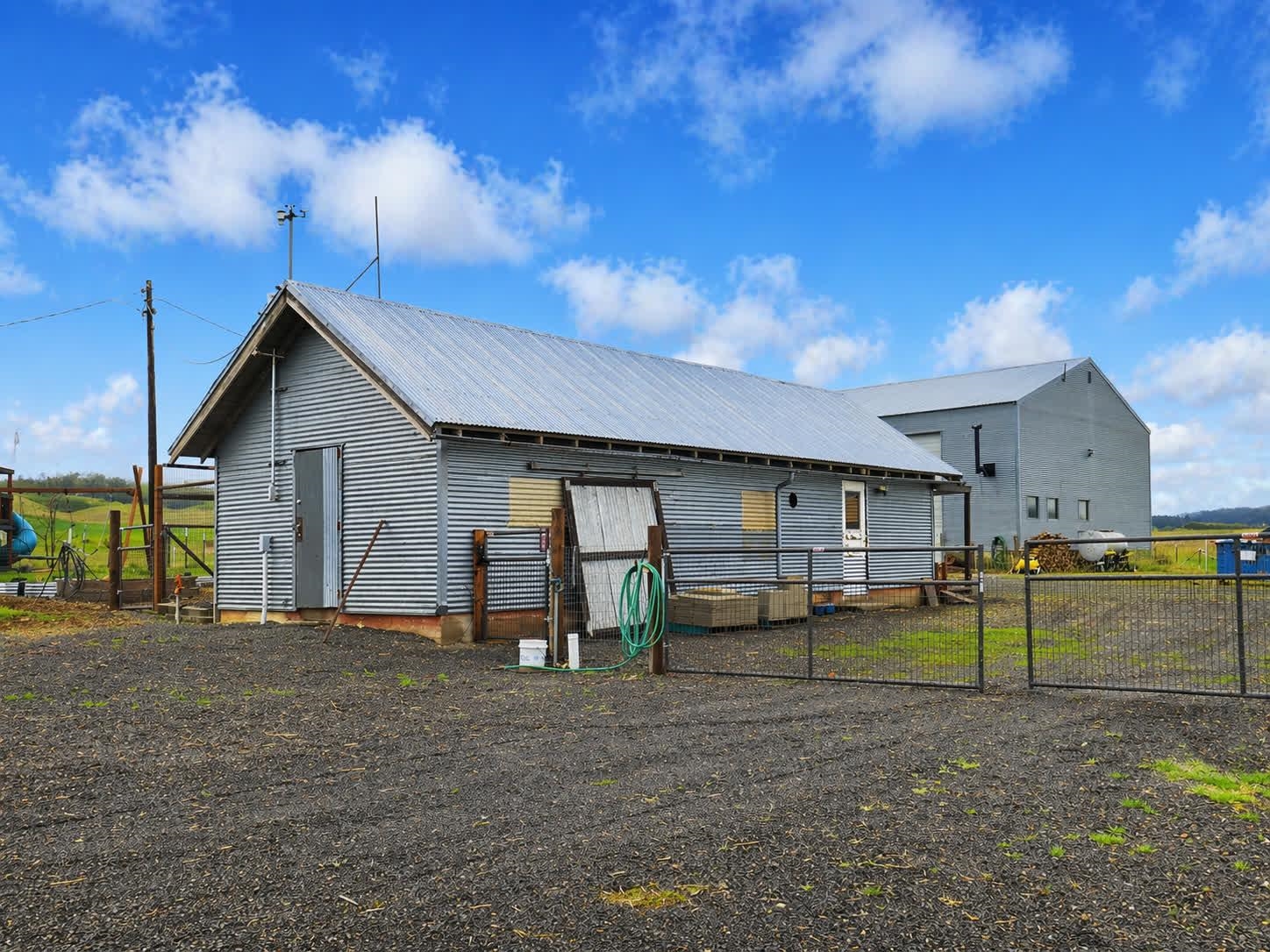 39919 South Farmington Road Latah, WA 99018 - Photo 6 of 35