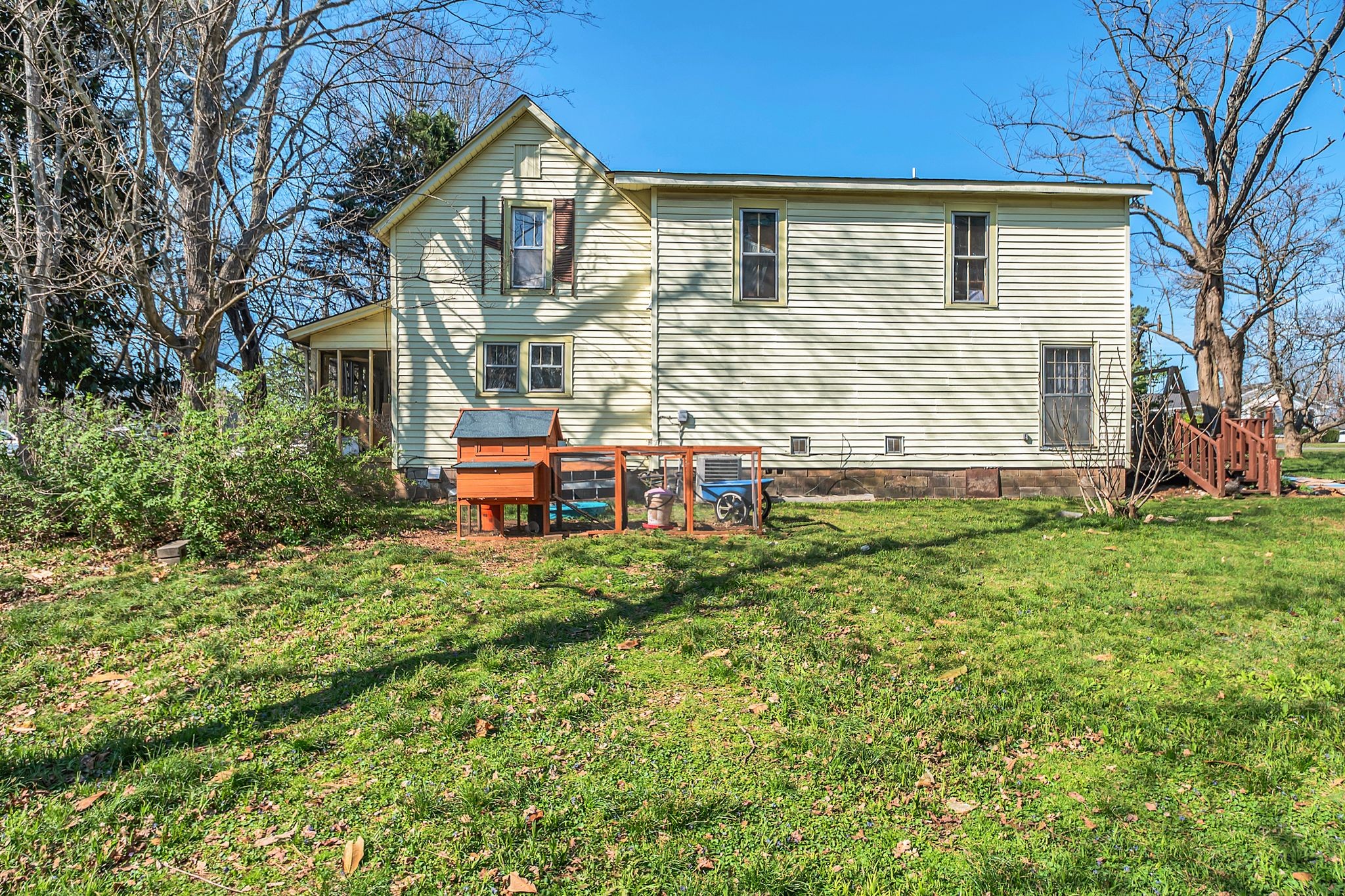 26454 Austin Whitt Road Ardmore, TN 38449 - Photo 41 of 49 a backyard of a house with lots of green space
