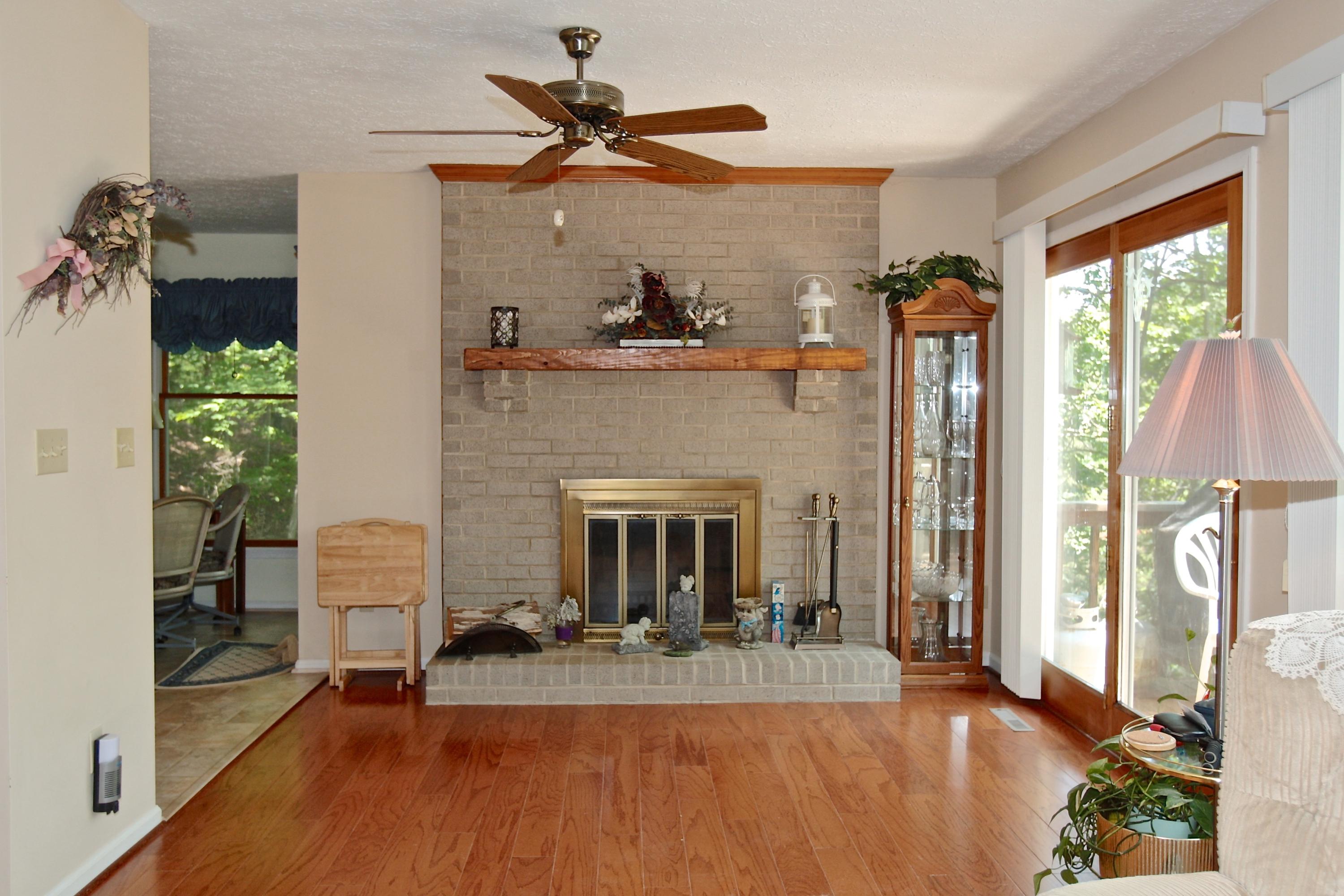 128 Thunder Ridge Road Huddleston, VA 24104 - Photo 17 of 88 Lake Windows!!