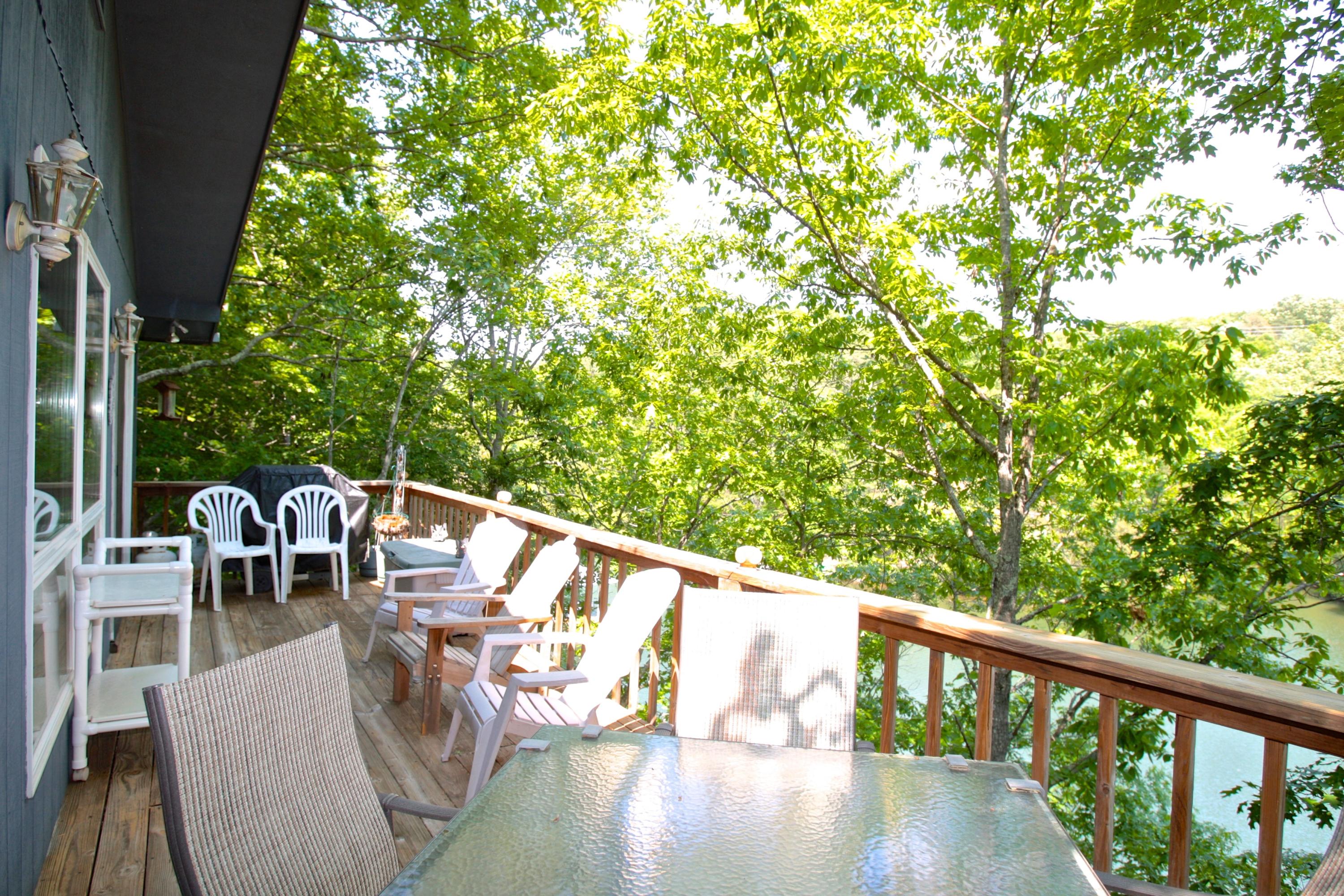 128 Thunder Ridge Road Huddleston, VA 24104 - Photo 24 of 88 Lake Views!