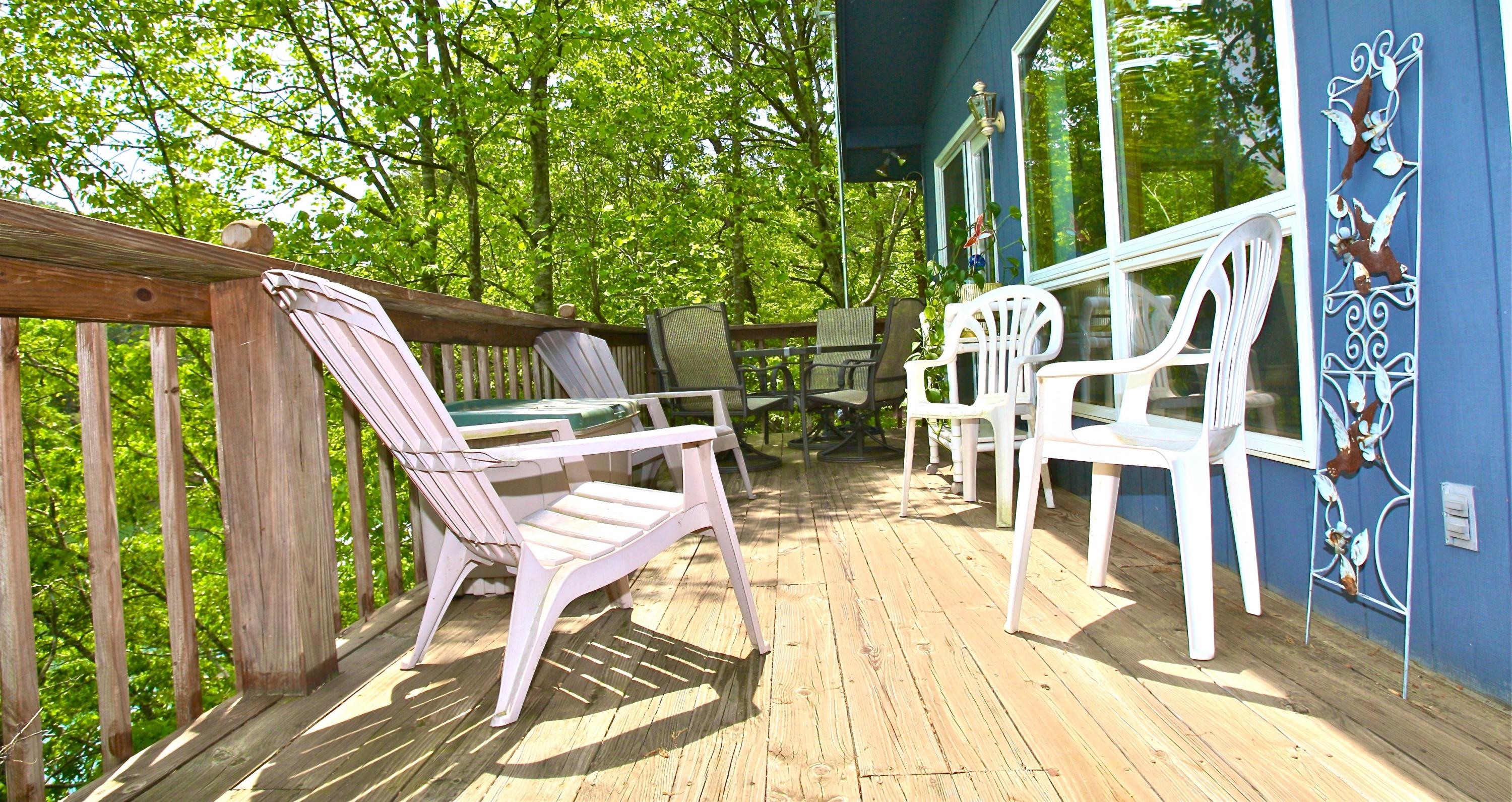128 Thunder Ridge Road Huddleston, VA 24104 - Photo 26 of 88 Relax on your Lake Deck!