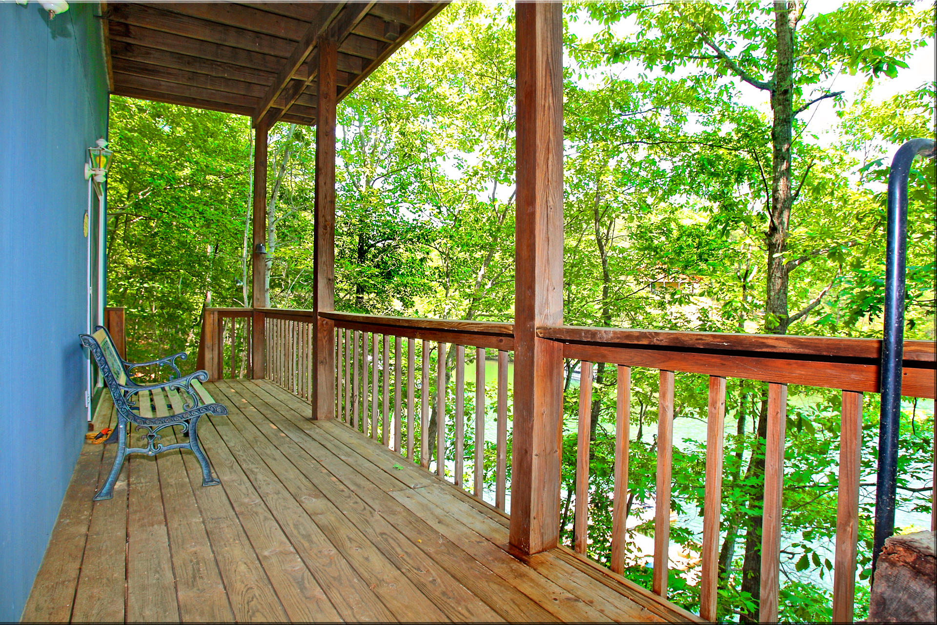 128 Thunder Ridge Road Huddleston, VA 24104 - Photo 44 of 88 LL Deck/Views to Lake!