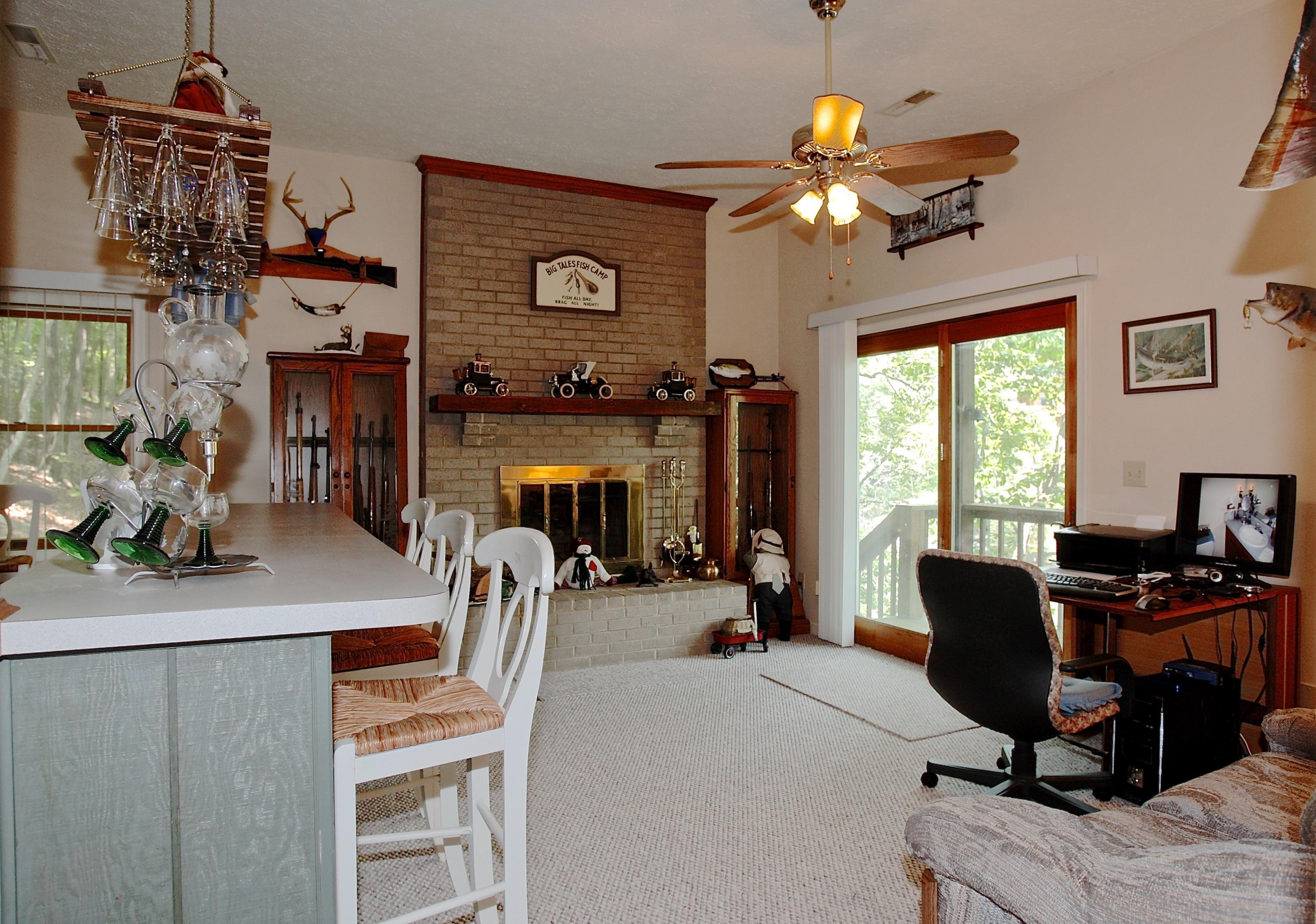 128 Thunder Ridge Road Huddleston, VA 24104 - Photo 45 of 88 Great Rm Lower Level!