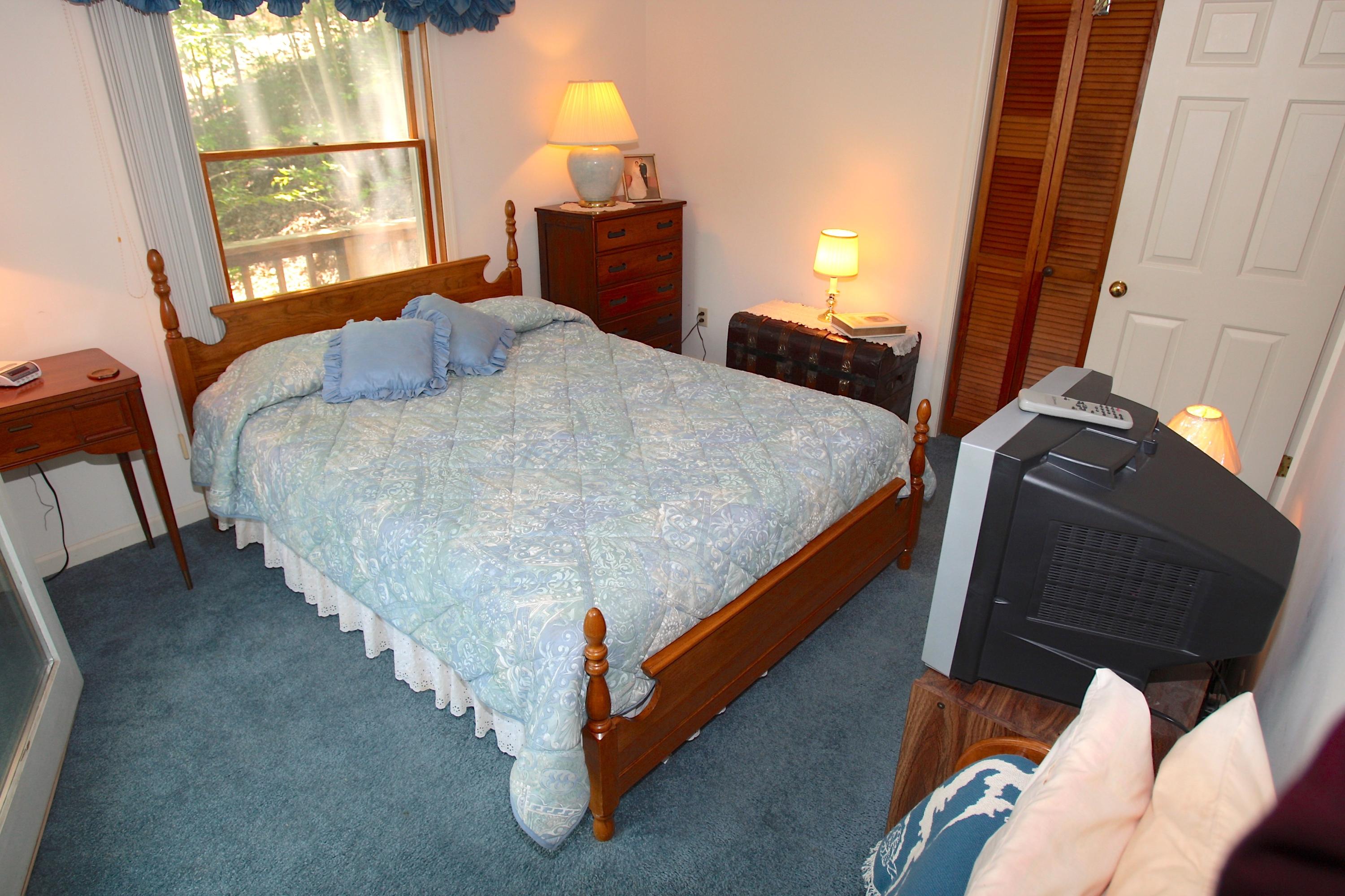 128 Thunder Ridge Road Huddleston, VA 24104 - Photo 59 of 88 LL Guest #2 BedRoom!