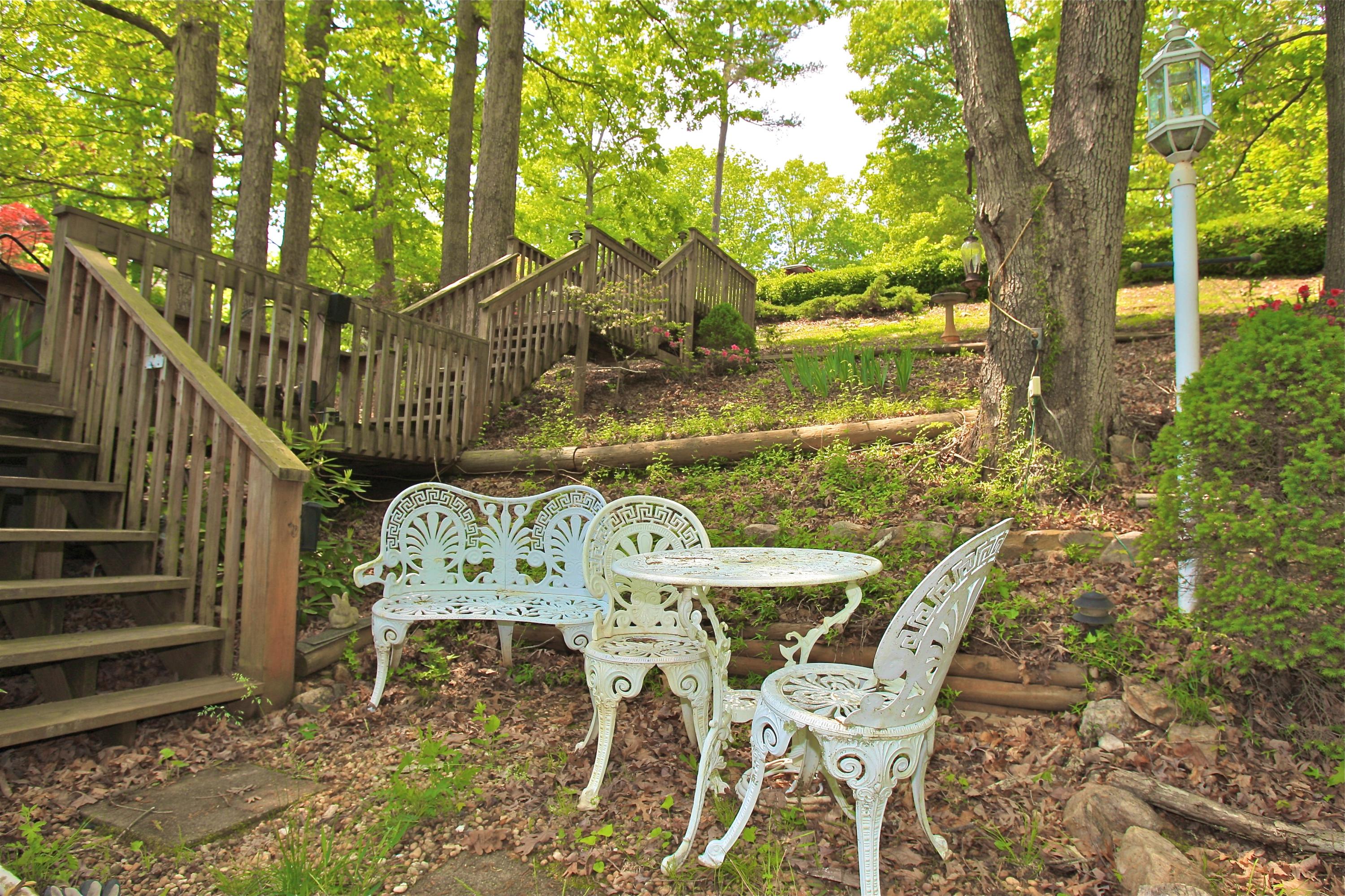 128 Thunder Ridge Road Huddleston, VA 24104 - Photo 69 of 88 Relaxation on Side Yard!