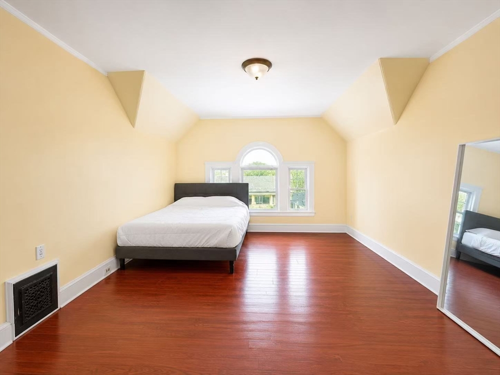 35 Palmer Street, Unit R Waltham, MA 02451 - Photo 8 of 13 Gallery Image 8