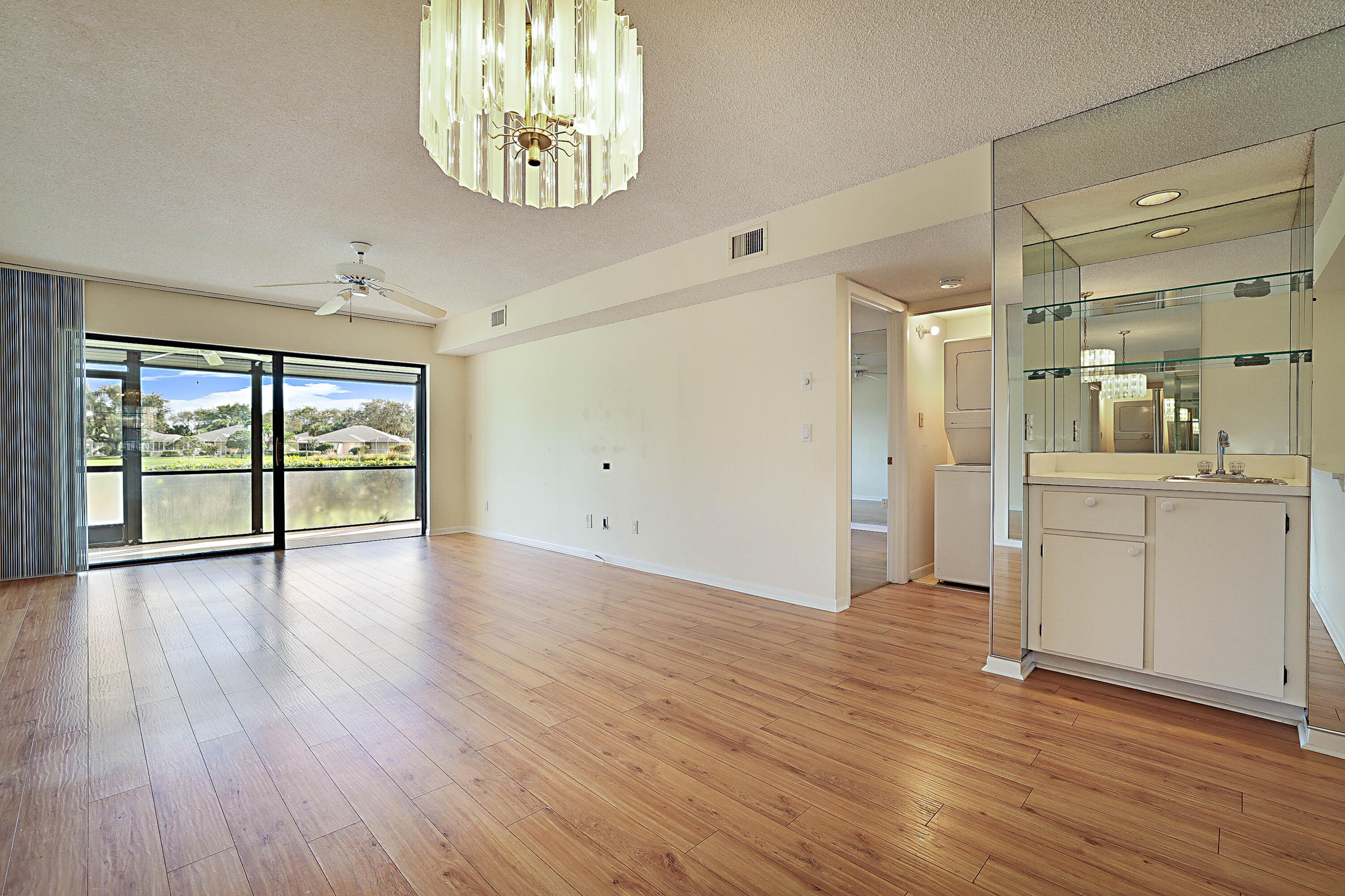 1201 Pinecrest Circle, Unit D Jupiter, FL 33458 - Photo 15 of 38 1201 Pinecrest Circle -5