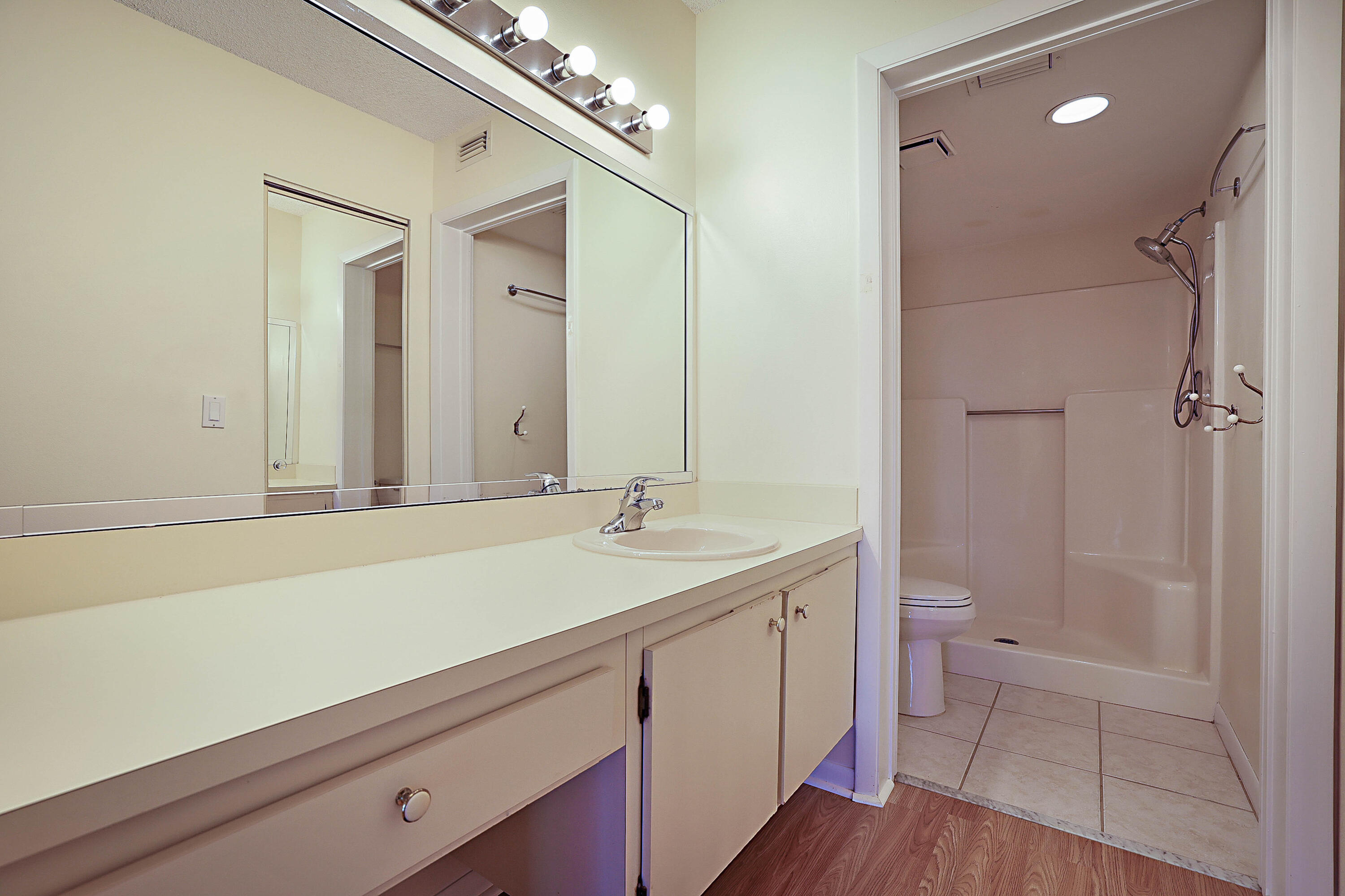 1201 Pinecrest Circle, Unit D Jupiter, FL 33458 - Photo 22 of 38 1201 Pinecrest Circle -27