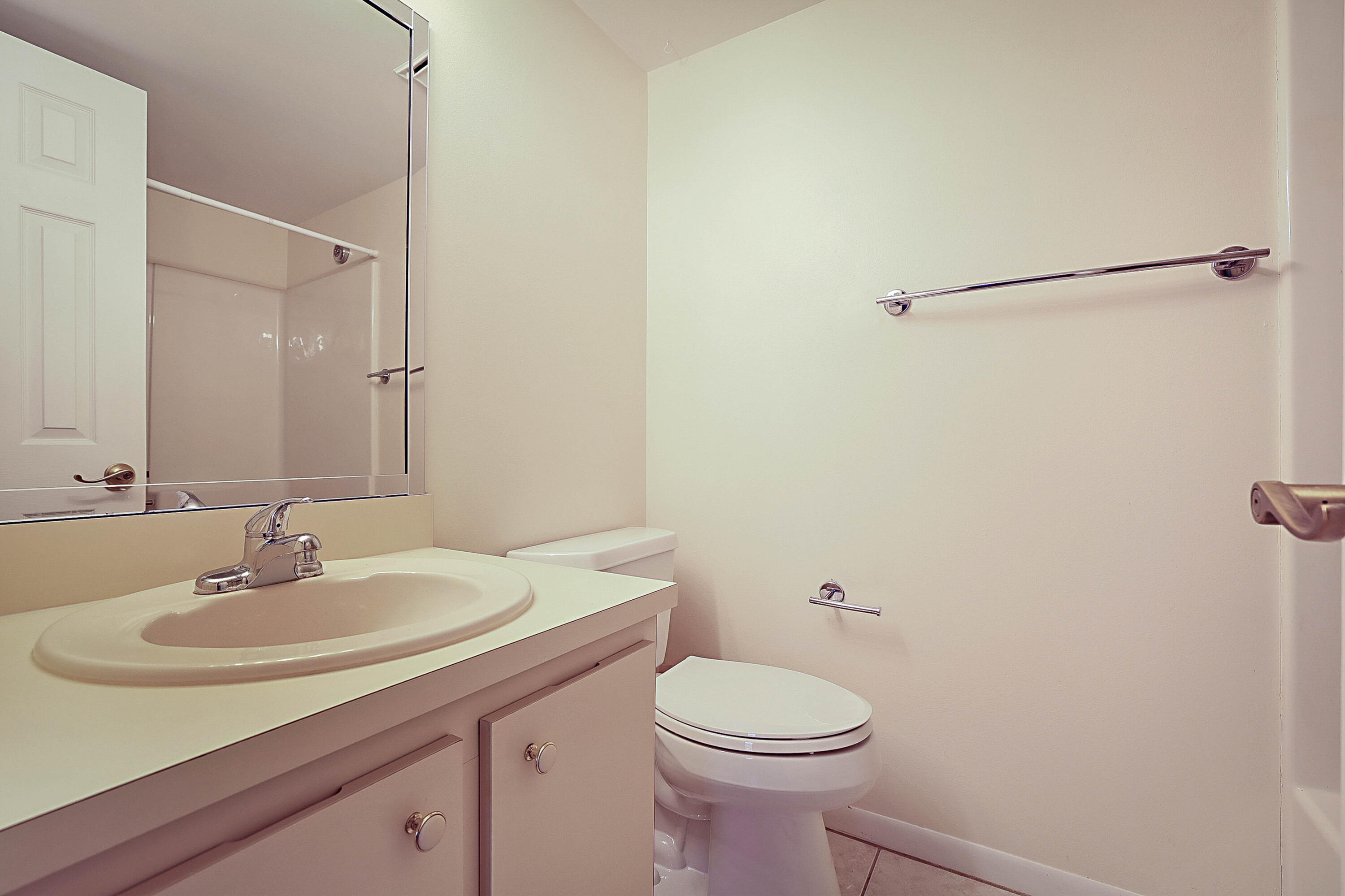 1201 Pinecrest Circle, Unit D Jupiter, FL 33458 - Photo 29 of 38 1201 Pinecrest Circle -34