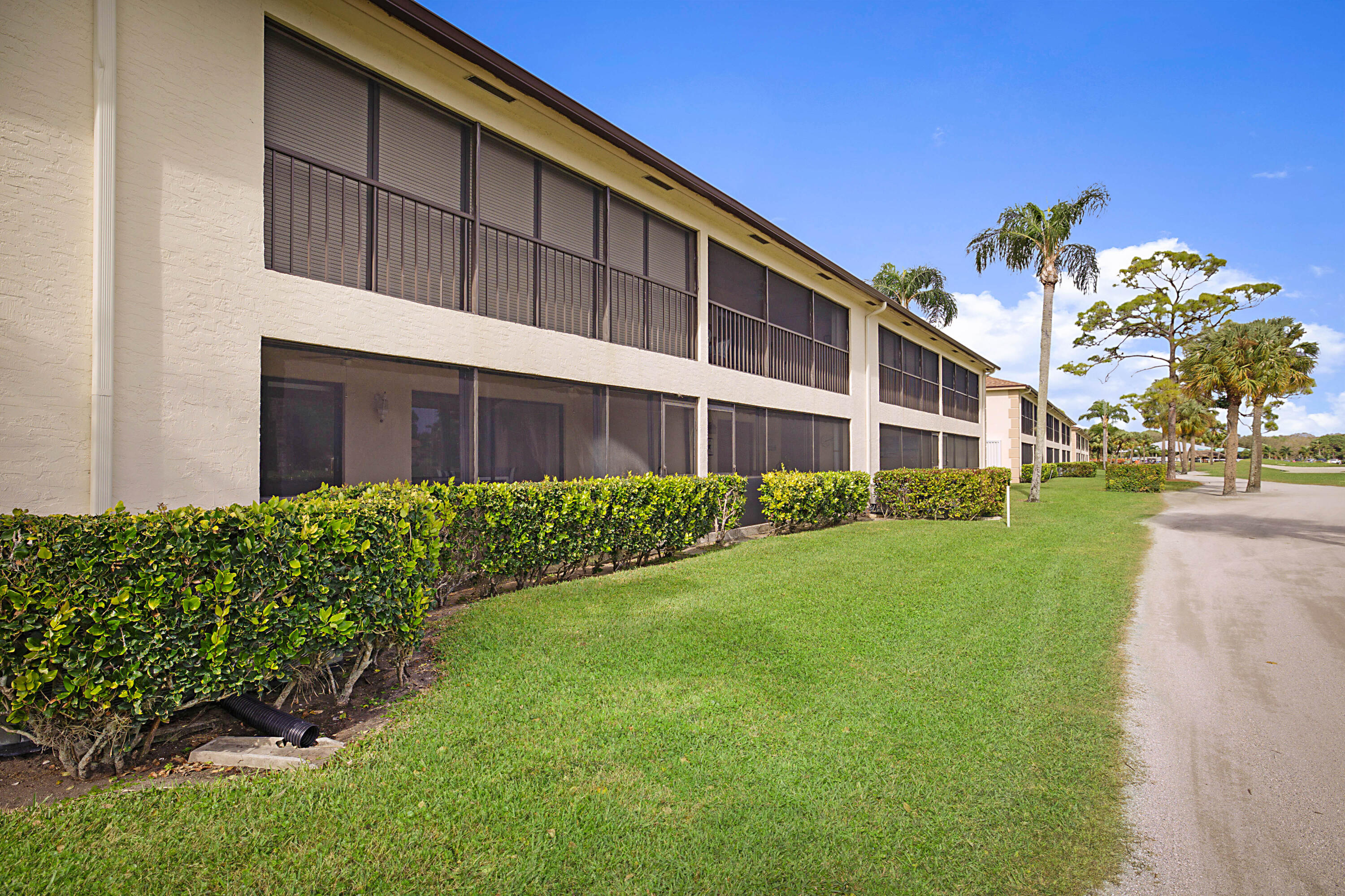 1201 Pinecrest Circle, Unit D Jupiter, FL 33458 - Photo 33 of 38 1201 Pinecrest Circle -38