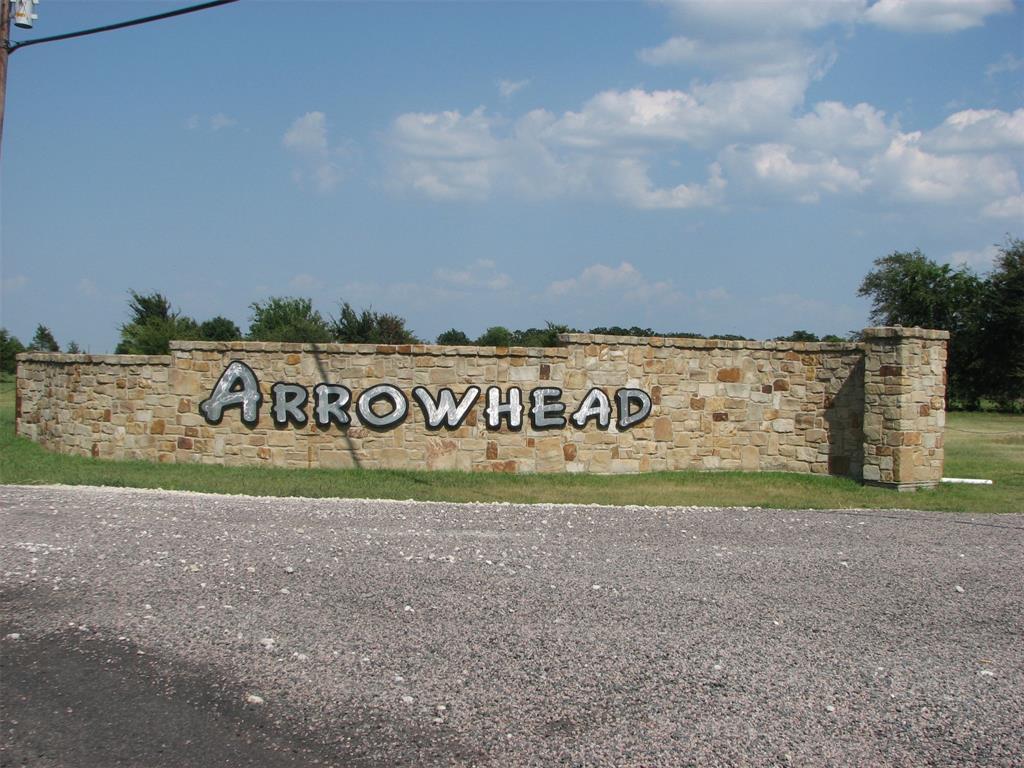Lot 72-73 Tonkawa Trail Corsicana, TX 75109 - Photo 31 of 37 a view of outdoor space with sign board