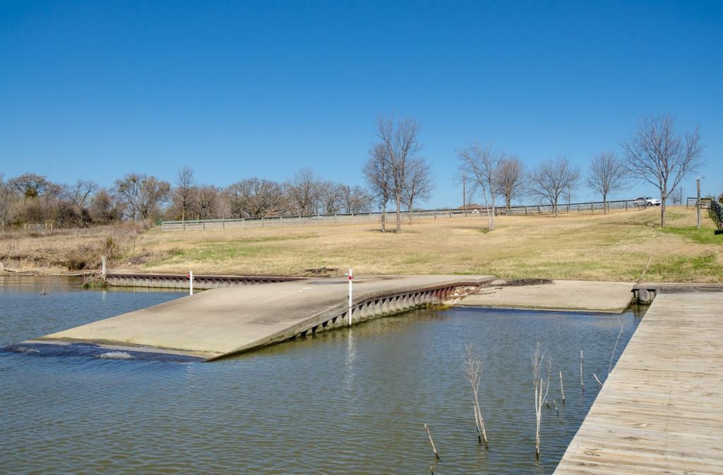 Lot 72-73 Tonkawa Trail Corsicana, TX 75109 - Photo 36 of 37 a view of an outdoor space and trees in the background