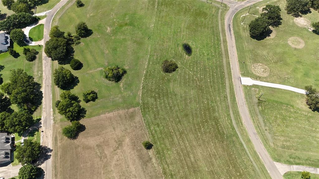 Lot 72-73 Tonkawa Trail Corsicana, TX 75109 - Photo 10 of 37 a bathroom with a shower